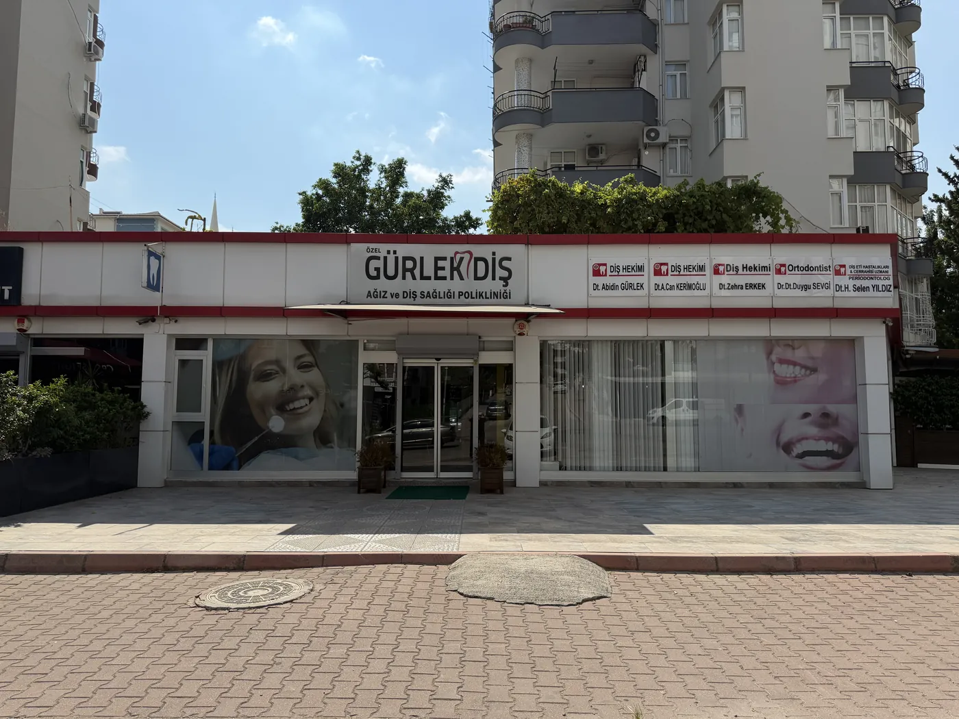 Gürlek Diş Ağız ve Diş Sağlığı Polikliniği klinik dış cephesi, Adana Çukurova